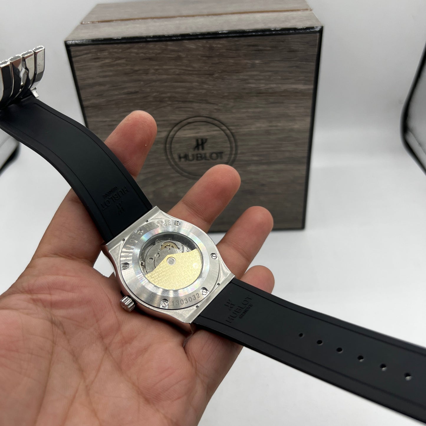 HUB MASTER PLUS WATCH