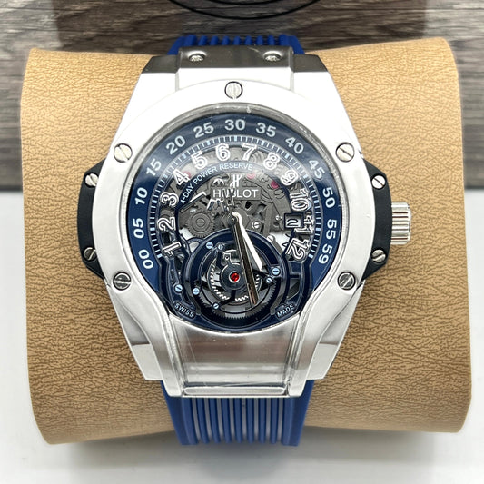 HUB WATCH