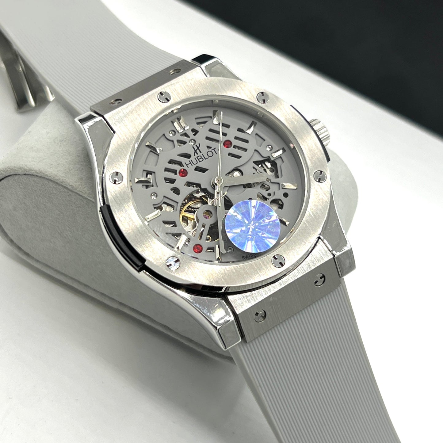 HUB MASTER PLUS PREMIUM AUTOMATIC WATCH WITH BOX