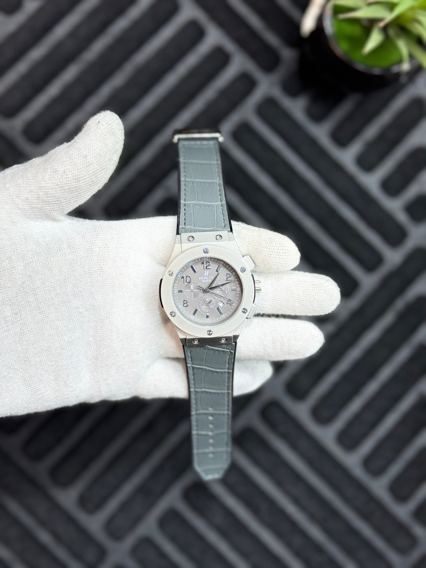 Hublot Chronograph - Gray