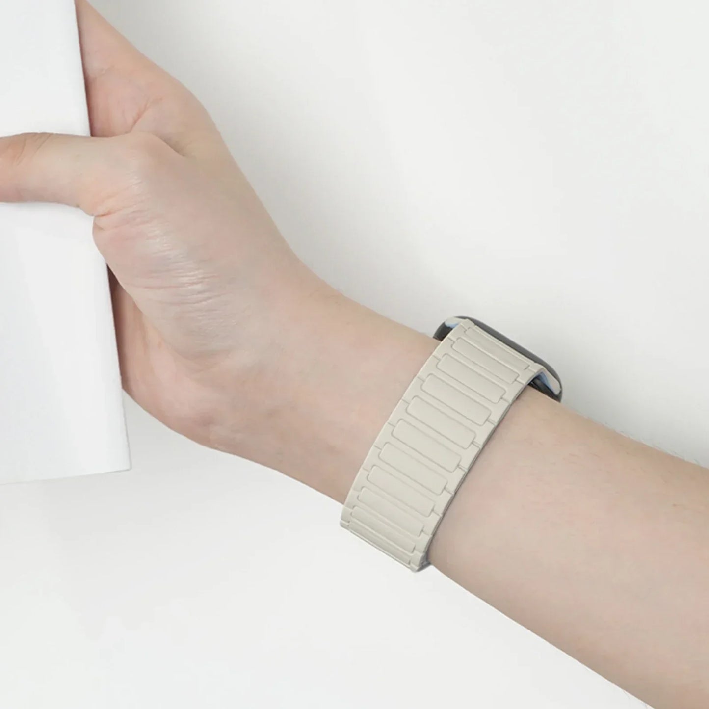 Magnetic Strap for Apple Watch Band